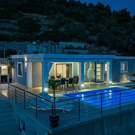 Hébergement de vacances 06