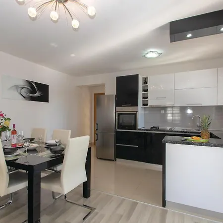 Hébergement de vacances 06 Vela Luka