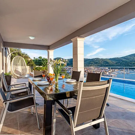 Cozy Home In Vela Luka With Wifi Vela Luka
