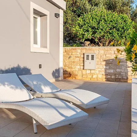 Cozy Home In Vela Luka With Wifi * Vela Luka