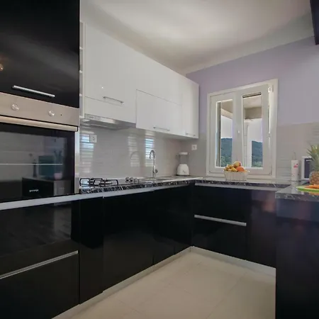 Ferienhaus Cozy Home In Vela Luka With Wifi