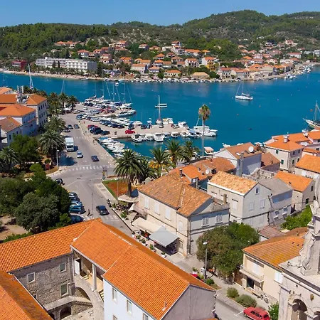 06 Сasa de vacaciones Vela Luka